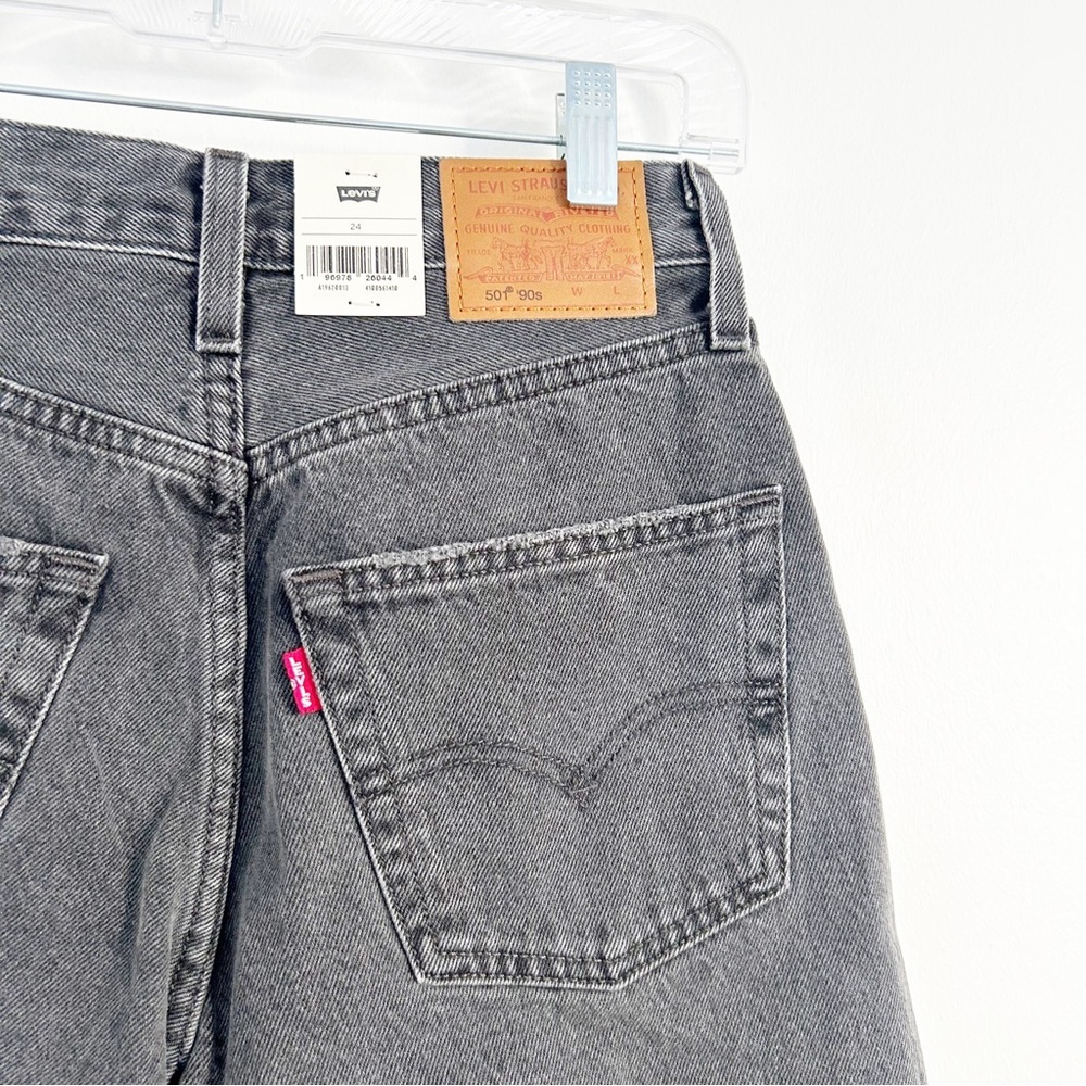 NEW Levi's 501 90s Long Cutoff Jean Shorts in Beach Cut Washed Black Size 24 - Picture 9 of 11